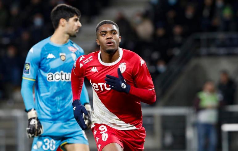 A施加巨大 A施加巨大